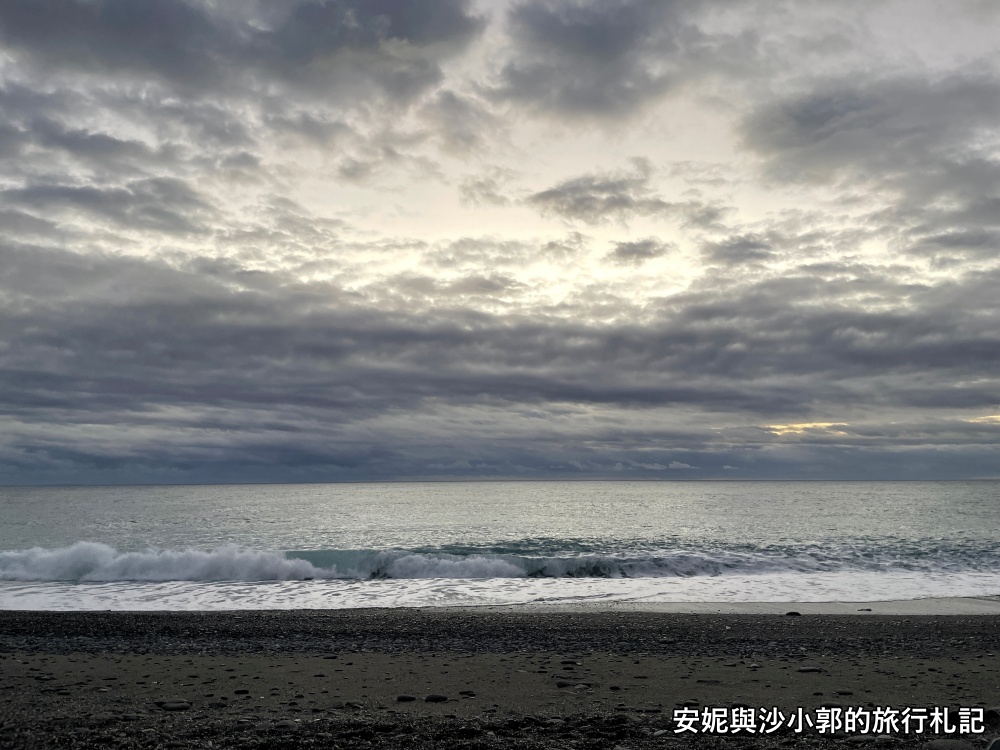 2022環島紀錄-day3金崙到花蓮市區 金崙沙灘看日出 北回歸線180度海景吃飛魚
